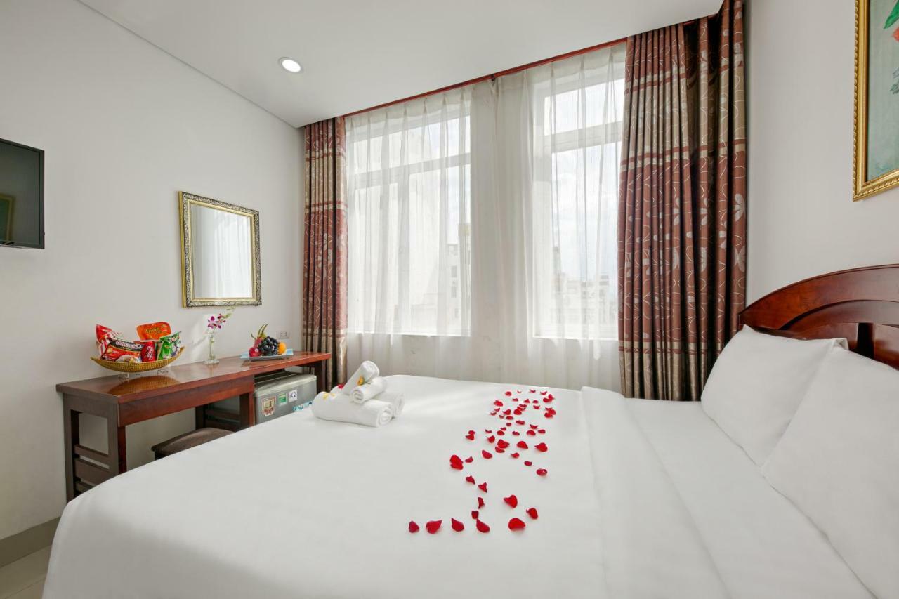 Osaka Hotel Da Nang Esterno foto